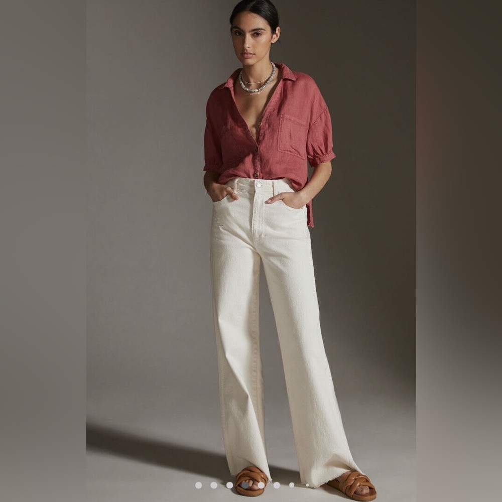 Like new! Anthropologie Pilcro linen surf button down shirt